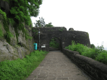 Best places to visit in Pune