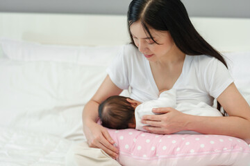 Maternity Hospital Bag Checklist- Feeding pillow